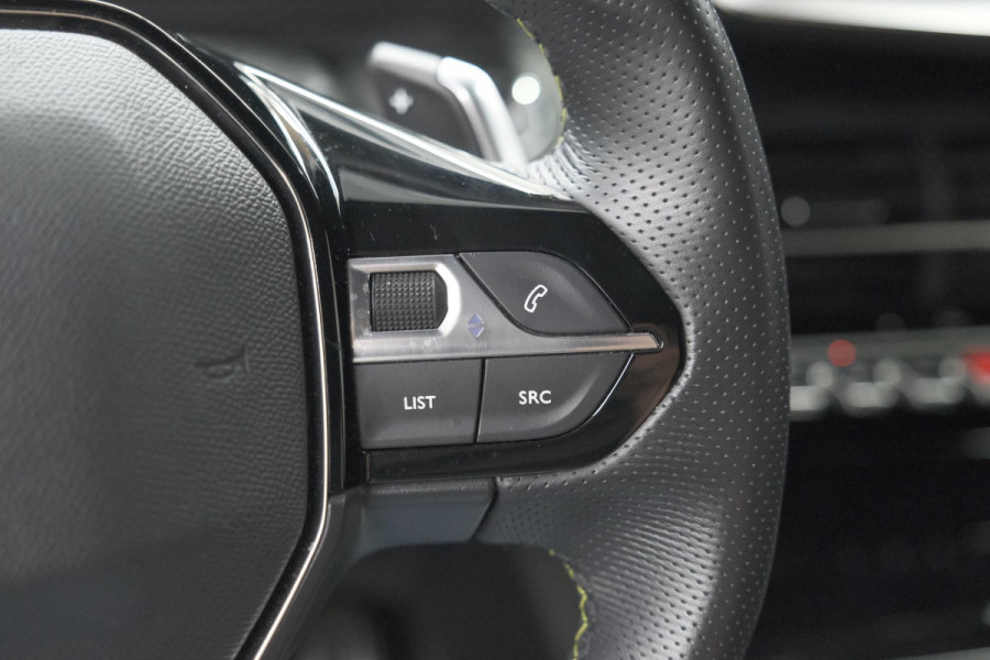 Peugeot 2008 PureTech 130 EAT8 GT | 360 Camera | Adaptieve Cruise Control | Dodehoekdetectie | Navigatie