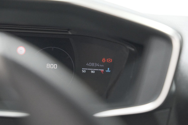 Peugeot 2008 PureTech 130 EAT8 GT | 360 Camera | Adaptieve Cruise Control | Dodehoekdetectie | Navigatie