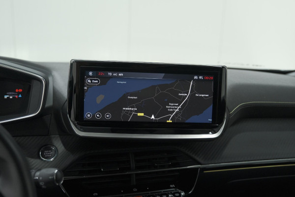 Peugeot 2008 PureTech 130 EAT8 GT | 360 Camera | Adaptieve Cruise Control | Dodehoekdetectie | Navigatie