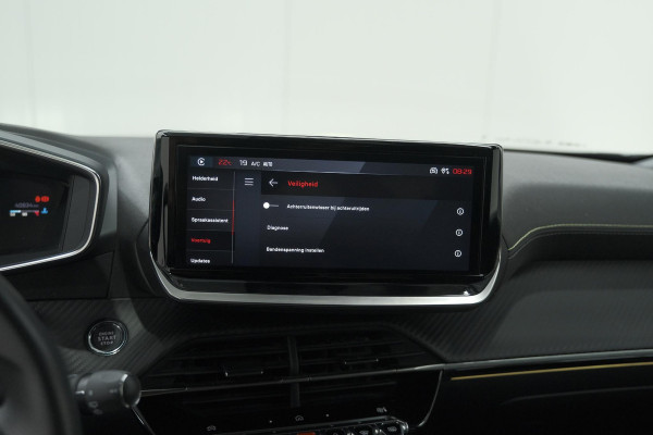 Peugeot 2008 PureTech 130 EAT8 GT | 360 Camera | Adaptieve Cruise Control | Dodehoekdetectie | Navigatie