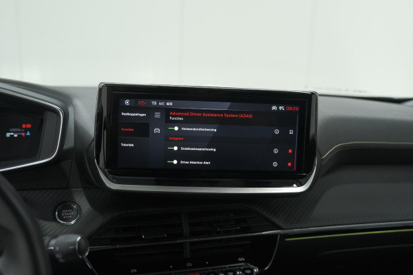 Peugeot 2008 PureTech 130 EAT8 GT | 360 Camera | Adaptieve Cruise Control | Dodehoekdetectie | Navigatie