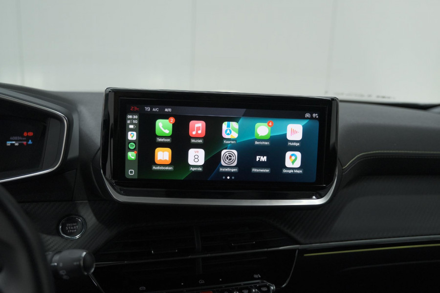 Peugeot 2008 PureTech 130 EAT8 GT | 360 Camera | Adaptieve Cruise Control | Dodehoekdetectie | Navigatie