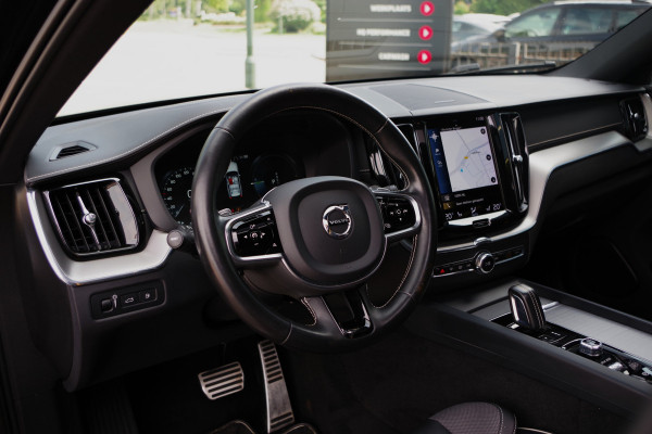Volvo XC60 2.0 T8 406 PK AWD Polestar Engineered PHEV, Panoramadak, Adap. Cruise Control, 360 Camera