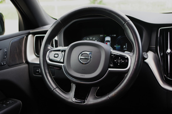 Volvo XC60 2.0 T8 406 PK AWD Polestar Engineered PHEV, Panoramadak, Adap. Cruise Control, 360 Camera