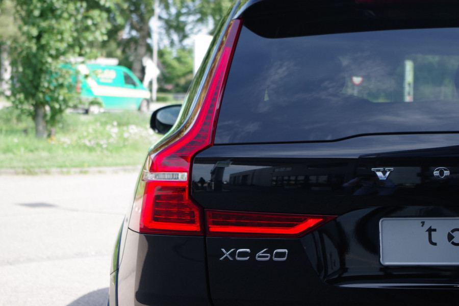Volvo XC60 2.0 T8 406 PK AWD Polestar Engineered PHEV, Panoramadak, Adap. Cruise Control, 360 Camera