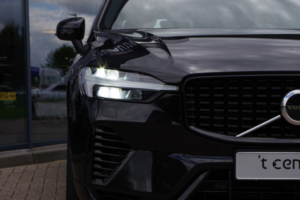 Volvo XC60 2.0 T6 350 PK Plug-in hybrid AWD Plus Dark, Trekhaak, Panoramadak, Adap. Cruise Control
