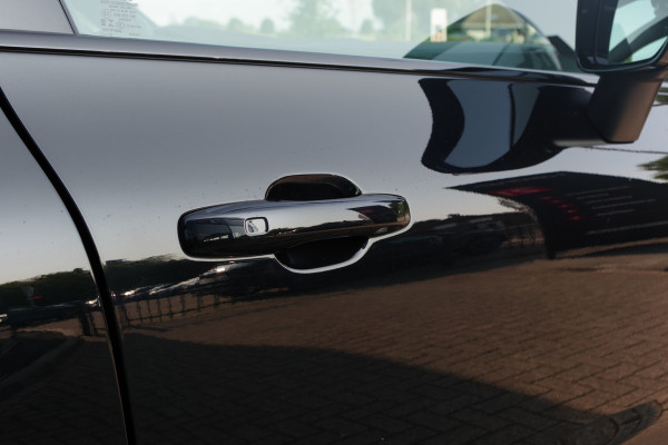 Volvo XC60 2.0 T6 350 PK Plug-in hybrid AWD Plus Dark, Trekhaak, Panoramadak, Adap. Cruise Control
