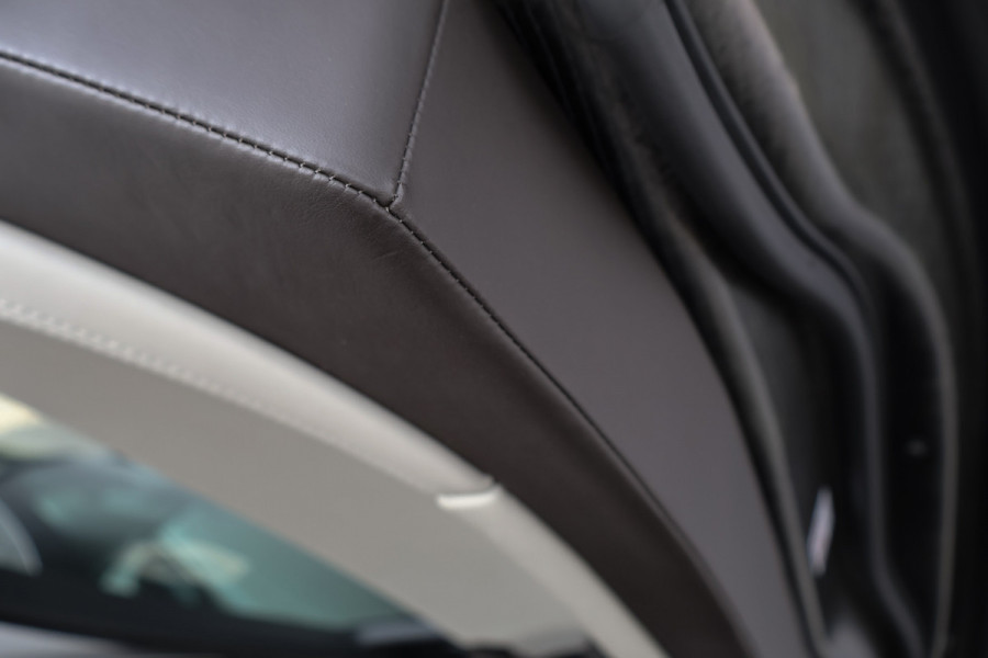 BMW i8 | PROGRESSIVE PACKAGE HARMAN KARDON, HEAD-UP, COMFORT ACCESS | 20" | APPLE CARPLAY | DRY CARBON INTERIOR PACK | I-INTERIOR HALO