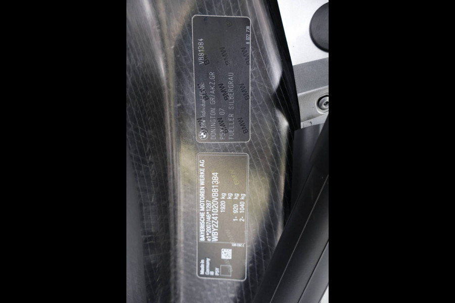 BMW i8 | PROGRESSIVE PACKAGE HARMAN KARDON, HEAD-UP, COMFORT ACCESS | 20" | APPLE CARPLAY | DRY CARBON INTERIOR PACK | I-INTERIOR HALO