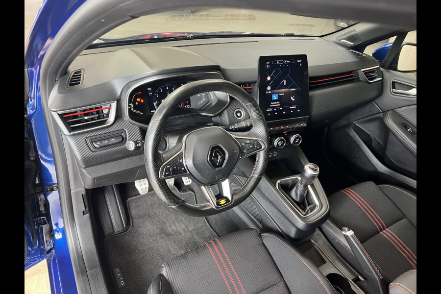 Renault Clio 1.0 TCe 90 | R.S. Line | Bose | Groot Navi | 360 Camera | Stoerlverwarming | 17 " | Cruise control | LED |