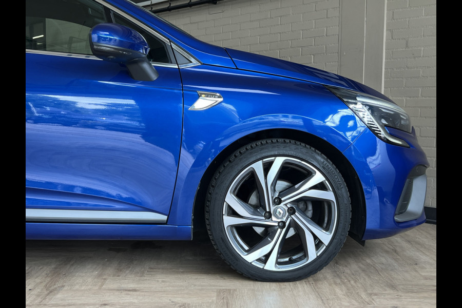 Renault Clio 1.0 TCe 90 | R.S. Line | Bose | Groot Navi | 360 Camera | Stoerlverwarming | 17 " | Cruise control | LED |