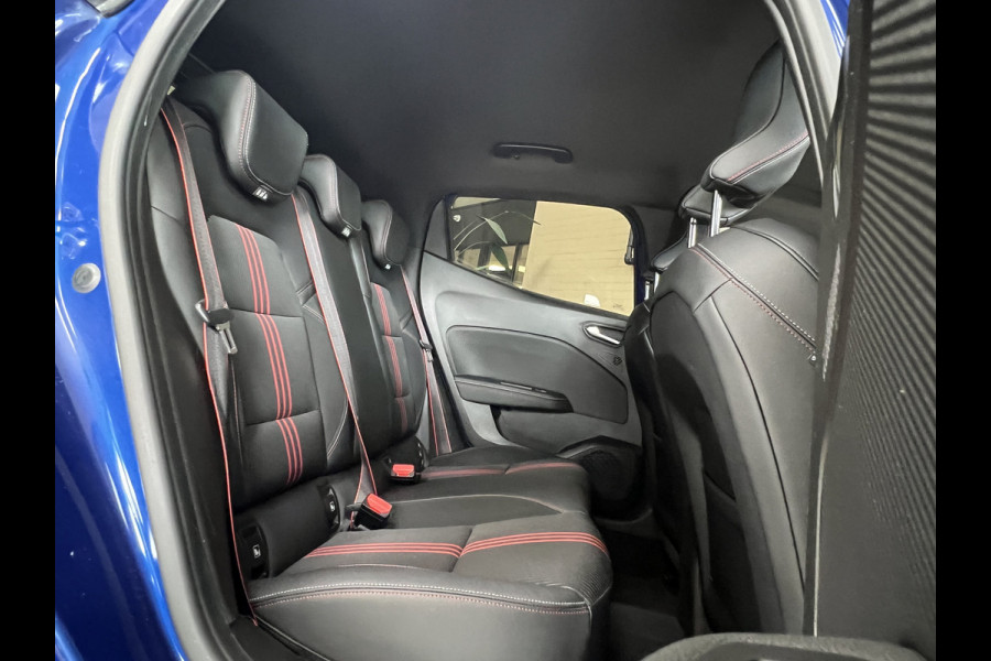 Renault Clio 1.0 TCe 90 | R.S. Line | Bose | Groot Navi | 360 Camera | Stoerlverwarming | 17 " | Cruise control | LED |