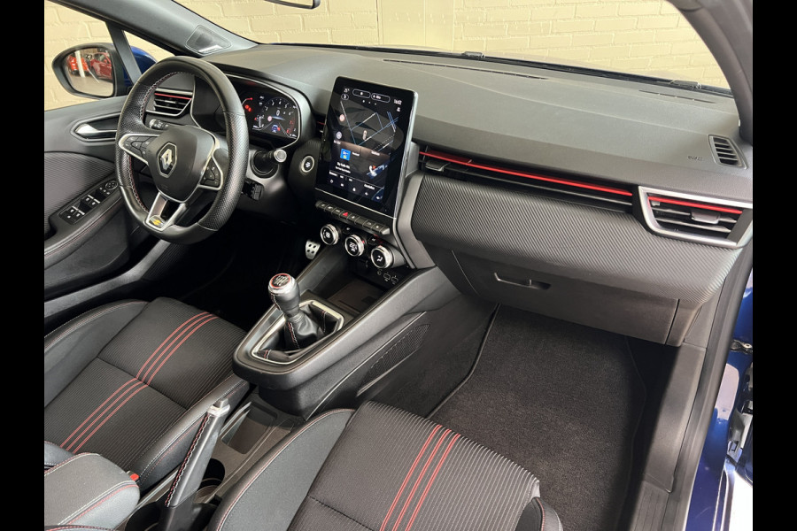 Renault Clio 1.0 TCe 90 | R.S. Line | Bose | Groot Navi | 360 Camera | Stoerlverwarming | 17 " | Cruise control | LED |