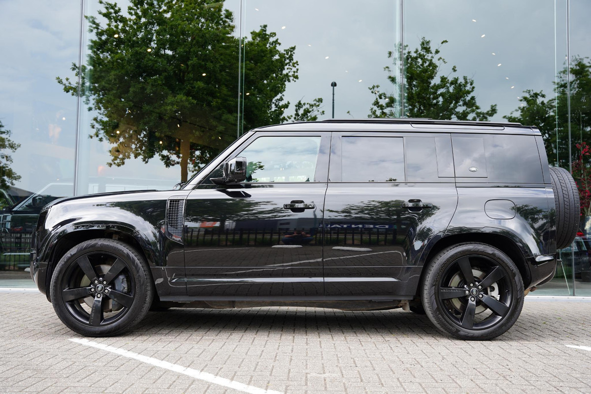 Land Rover Defender 110 P 400 E HSE Dynamic VERKOCHT
