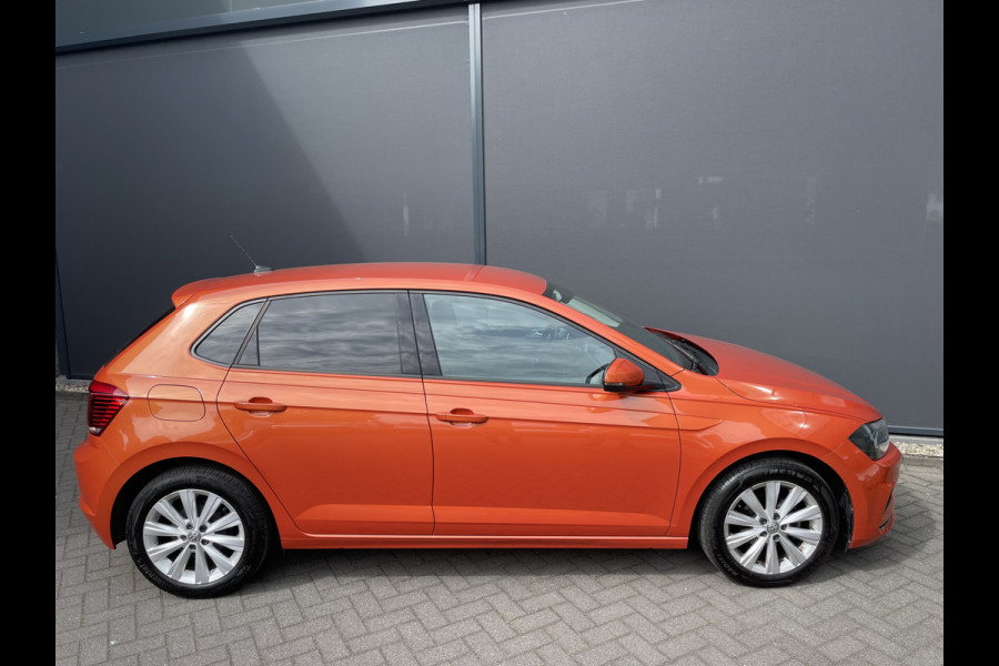 Volkswagen Polo 1.0 TSI Highline Airco - Cruise control - Mistlampen voor - Multifunctioneel stuurwiel - Leder stuurwiel
