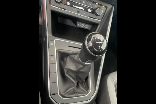 Volkswagen Polo 1.0 TSI Highline Airco - Cruise control - Mistlampen voor - Multifunctioneel stuurwiel - Leder stuurwiel