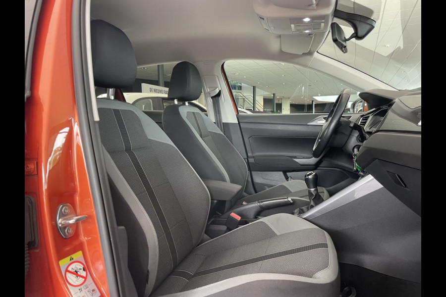 Volkswagen Polo 1.0 TSI Highline Airco - Cruise control - Mistlampen voor - Multifunctioneel stuurwiel - Leder stuurwiel