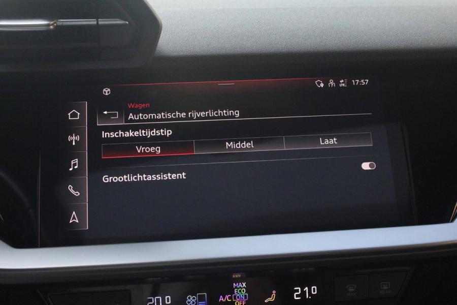 Audi A3 Sportback 45 TFSIe S line Pano Matrix Sfeer Park Ass Stoelverw.