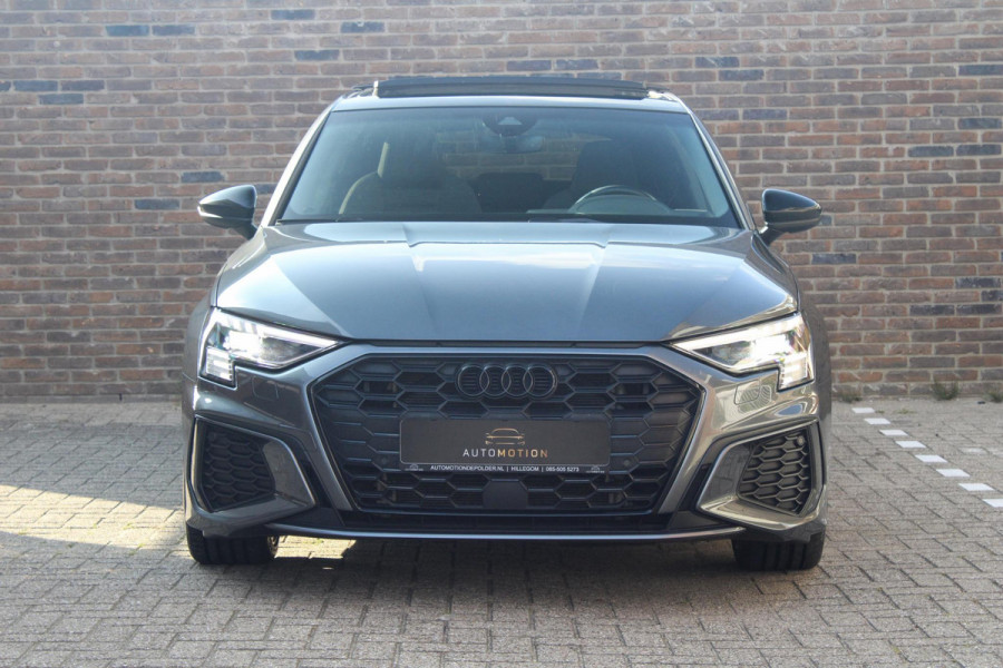 Audi A3 Sportback 45 TFSIe S line Pano Matrix Sfeer Park Ass Stoelverw.