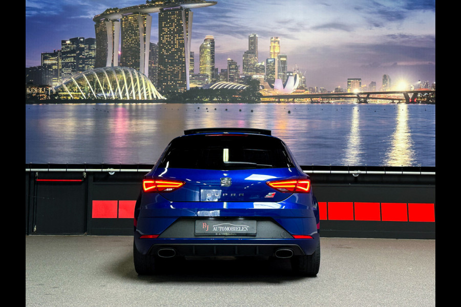 Seat Leon 2.0 TSI CUPRA 300 |Milltek|Panorama|Sound|Kuipstoelen