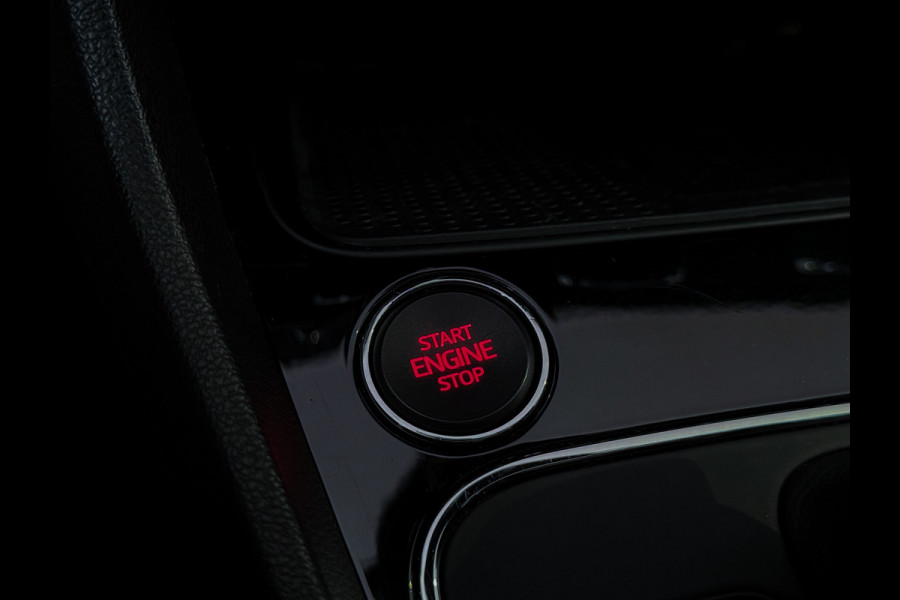 Seat Leon 2.0 TSI CUPRA 300 |Milltek|Panorama|Sound|Kuipstoelen