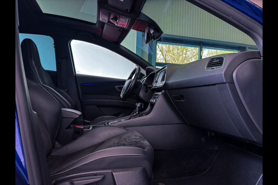Seat Leon 2.0 TSI CUPRA 300 |Milltek|Panorama|Sound|Kuipstoelen