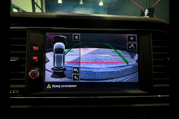 Seat Leon 2.0 TSI CUPRA 300 |Milltek|Panorama|Sound|Kuipstoelen