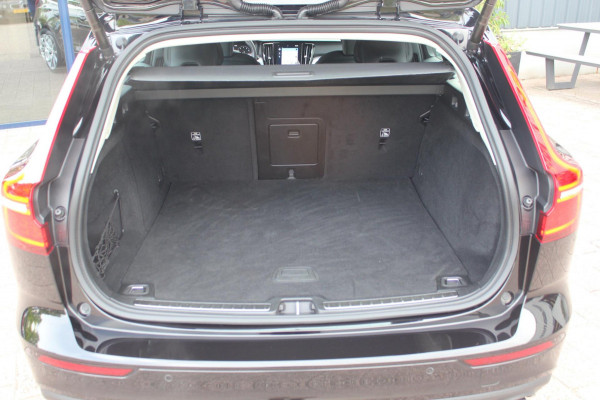 Volvo V60 2.0 B3 Business Pro Hybrid |Prijs rijklaar incl 12 mnd garantie| Navi Lmv 19" Ledverlichting Camera Winterpakket