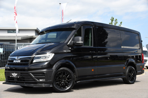 MAN TGE 3.180 35 2.0 L3H2 Black Edition Full Options! Adaptieve Cruise, Camera, Carplay, Clima, 177pk, LED, 2 x Schuifdeur, Automaat, Uniek!