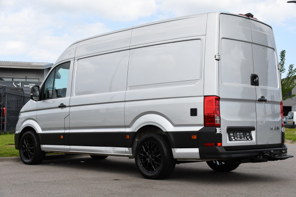 MAN TGE 3.140 35 2.0 L3H3 PB Edition Adaptieve Cruise, Carplay, Camera, Clima, NAVI, 140pk Automaat,  Massage stoel, Uniek!