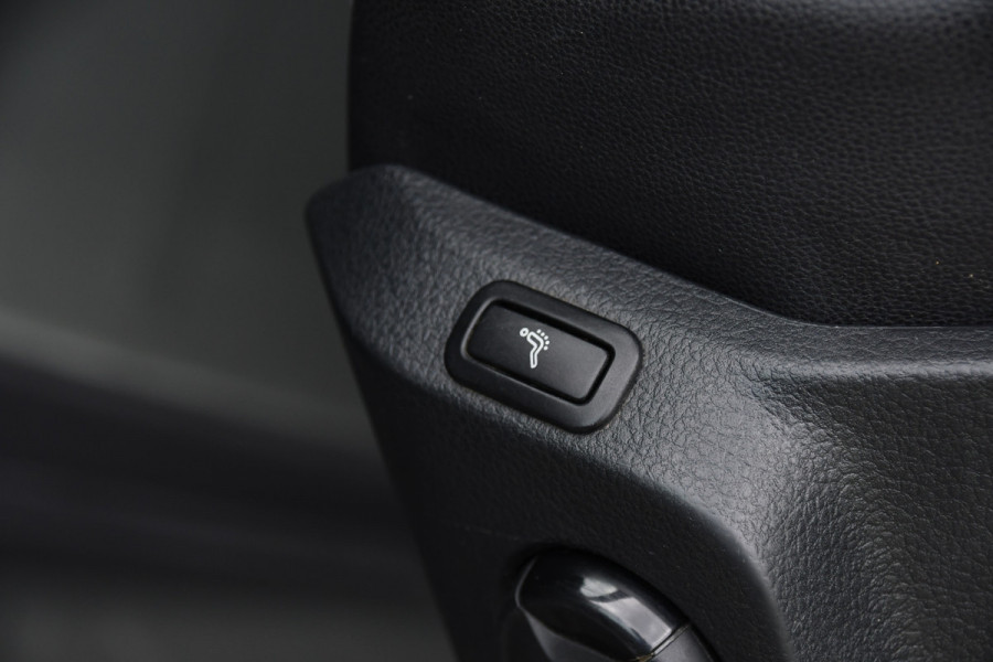 MAN TGE 3.140 35 2.0 L3H3 PB Edition Adaptieve Cruise, Carplay, Camera, Clima, NAVI, 140pk Automaat,  Massage stoel, Uniek!