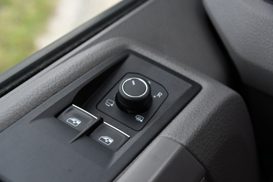 MAN TGE 3.140 35 2.0 L3H3 PB Edition Adaptieve Cruise, Carplay, Camera, Clima, NAVI, 140pk Automaat,  Massage stoel, Uniek!