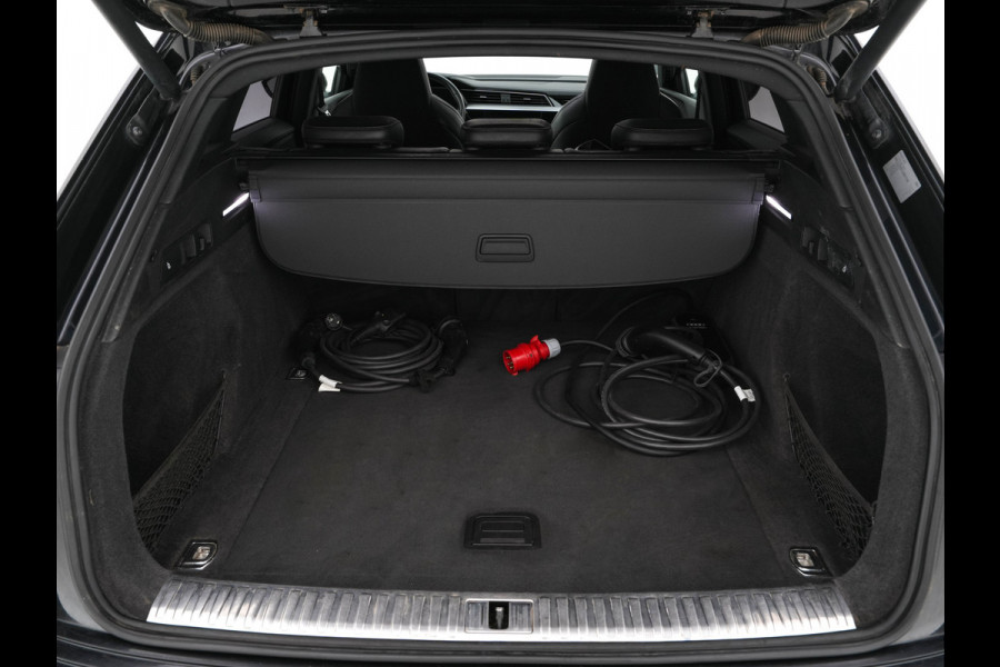 Audi e-tron 55 Quattro Advanced 95 kWh [ 3-Fase ] (INCL-BTW) Aut.*PANO | DESIGN-LEATHER | FULL-LED | BANG&OLUFSEN-AUDIO | ADAPTIVE-CRUISE | MEMORY-PACK | BLIND-SPOT | TOP-VIEW | KEYLESS | HEATED-SPORTSEATS | TOWBAR | 21''ALU*