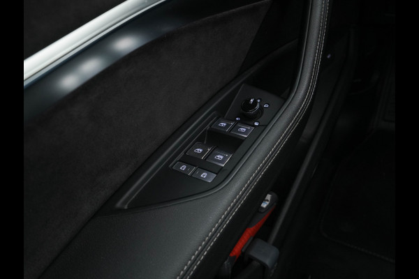 Audi e-tron 55 Quattro Advanced 95 kWh [ 3-Fase ] (INCL-BTW) Aut.*PANO | DESIGN-LEATHER | FULL-LED | BANG&OLUFSEN-AUDIO | ADAPTIVE-CRUISE | MEMORY-PACK | BLIND-SPOT | TOP-VIEW | KEYLESS | HEATED-SPORTSEATS | TOWBAR | 21''ALU*