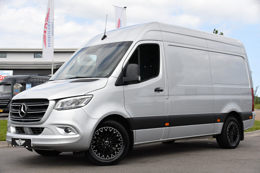 Mercedes-Benz Sprinter 319 V6 3.0 CDI L2H2 PB Edition 360 Camera, Camera, Carplay, LED, Leder, 10,5'' Mbux, Standkachel, Trekhaak, Uniek!