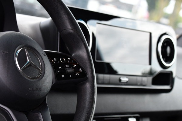 Mercedes-Benz Sprinter 319 V6 3.0 CDI L2H2 PB Edition 360 Camera, Camera, Carplay, LED, Leder, 10,5'' Mbux, Standkachel, Trekhaak, Uniek!