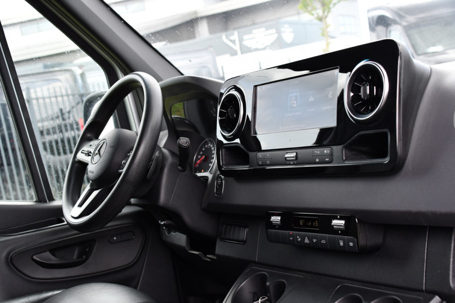 Mercedes-Benz Sprinter 319 V6 3.0 CDI L2H2 PB Edition 360 Camera, Camera, Carplay, LED, Leder, 10,5'' Mbux, Standkachel, Trekhaak, Uniek!