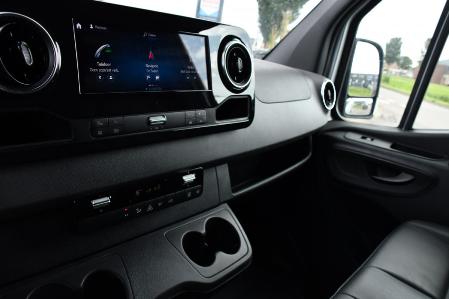 Mercedes-Benz Sprinter 319 V6 3.0 CDI L2H2 PB Edition 360 Camera, Camera, Carplay, LED, Leder, 10,5'' Mbux, Standkachel, Trekhaak, Uniek!