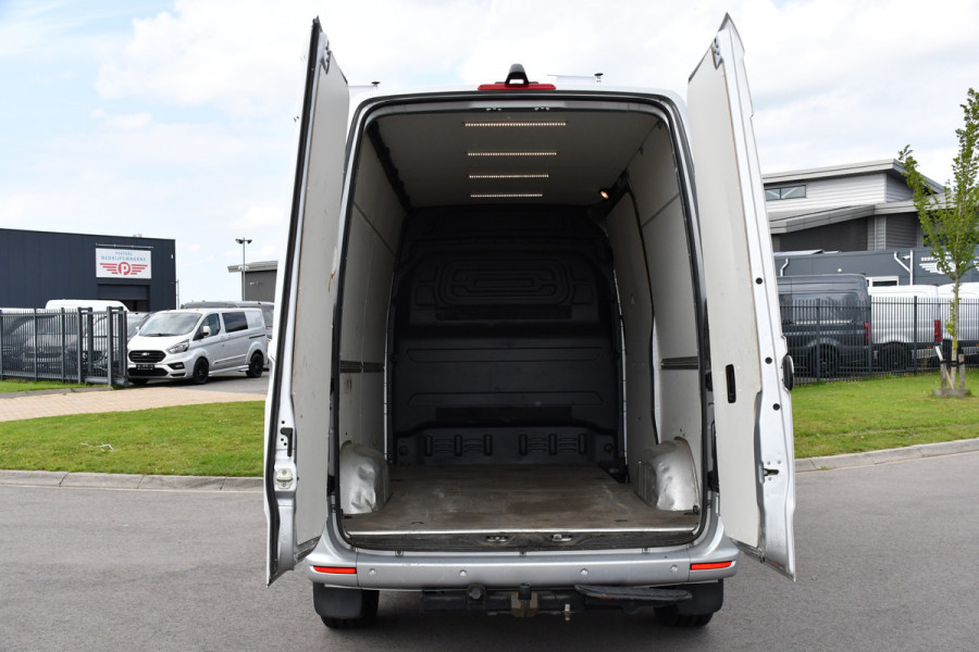 Mercedes-Benz Sprinter 319 V6 3.0 CDI L2H2 PB Edition 360 Camera, Camera, Carplay, LED, Leder, 10,5'' Mbux, Standkachel, Trekhaak, Uniek!