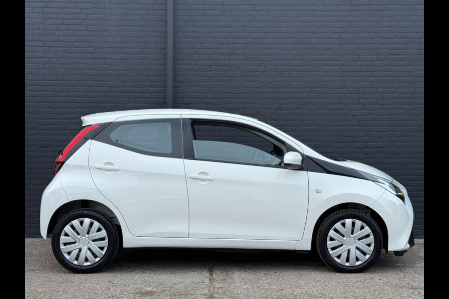 Toyota Aygo 1.0 VVT-i x-play limited| NAVI | PDC | AIRCO | CAMERA | CARPLAY | NWE APK