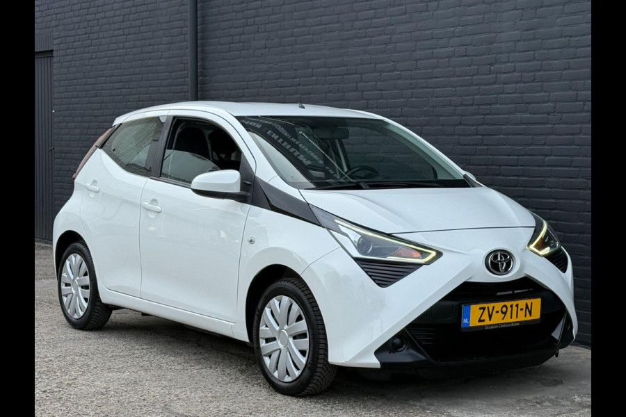 Toyota Aygo 1.0 VVT-i x-play limited| NAVI | PDC | AIRCO | CAMERA | CARPLAY | NWE APK