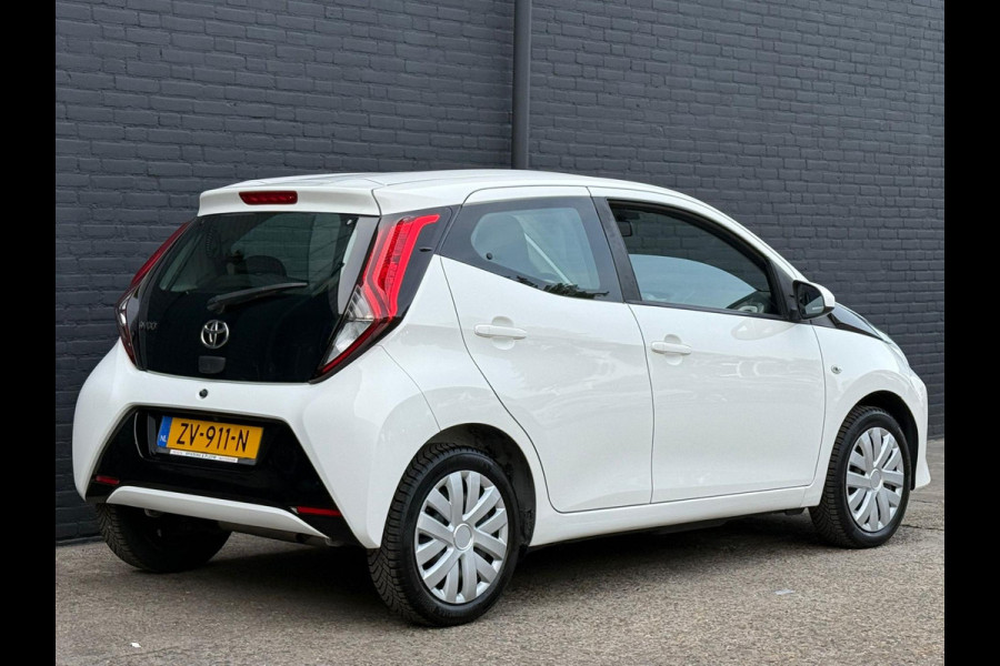 Toyota Aygo 1.0 VVT-i x-play limited| NAVI | PDC | AIRCO | CAMERA | CARPLAY | NWE APK
