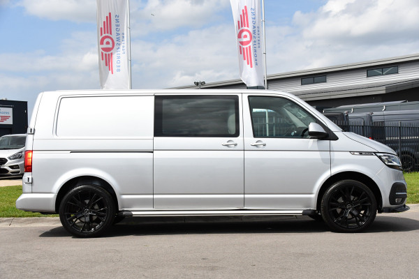 Volkswagen Transporter 2.0 TDI L2H1 Bulli Virtual, Adaptieve Cruise, Camera, Carplay, NAVI, LED, 150pk, Sensoren, Automaat, Uniek!