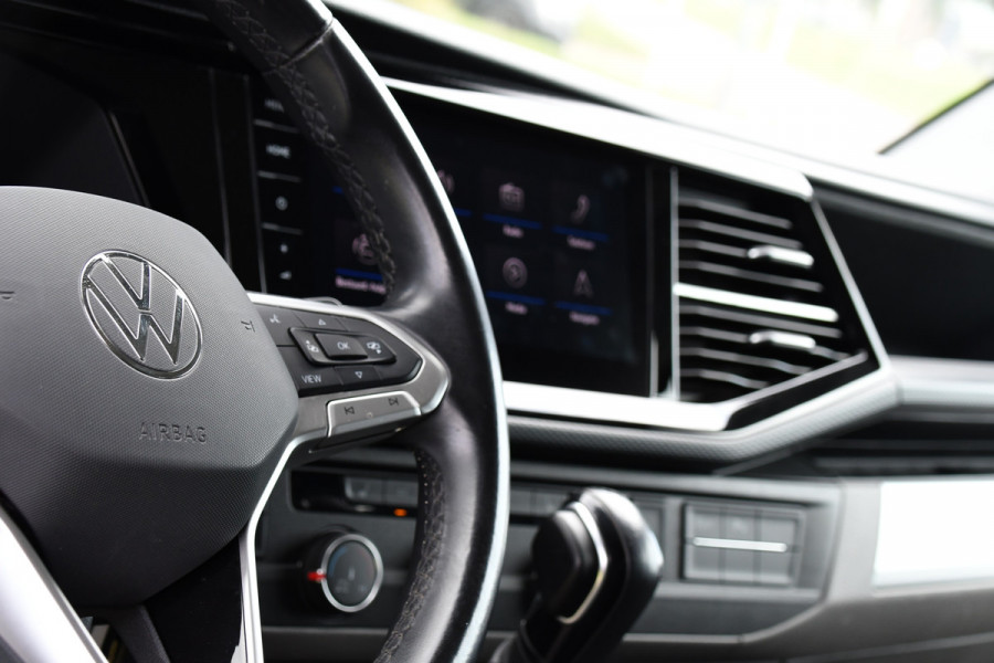 Volkswagen Transporter 2.0 TDI L2H1 Bulli Virtual, Adaptieve Cruise, Camera, Carplay, NAVI, LED, 150pk, Sensoren, Automaat, Uniek!