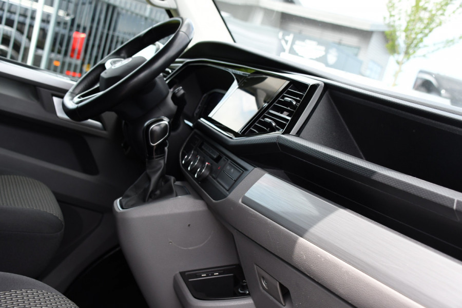 Volkswagen Transporter 2.0 TDI L2H1 Bulli Virtual, Adaptieve Cruise, Camera, Carplay, NAVI, LED, 150pk, Sensoren, Automaat, Uniek!