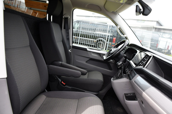 Volkswagen Transporter 2.0 TDI L2H1 Bulli Virtual, Adaptieve Cruise, Camera, Carplay, NAVI, LED, 150pk, Sensoren, Automaat, Uniek!