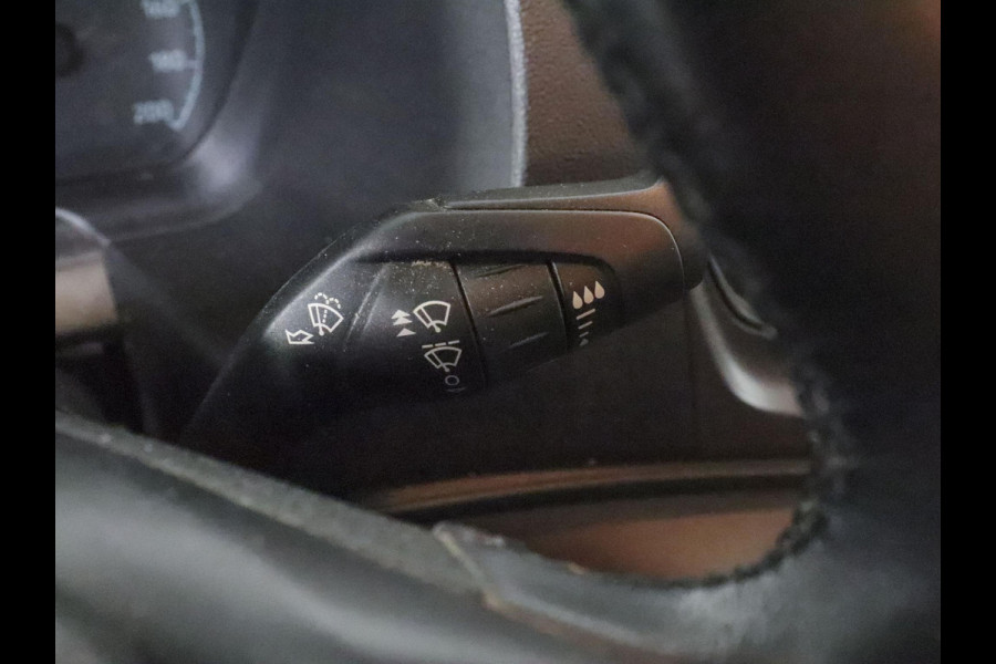 Ford Transit Custom L2H1 Trend Airco Cruise Control Bluetooth LED Parkeer sensoren Betimmering