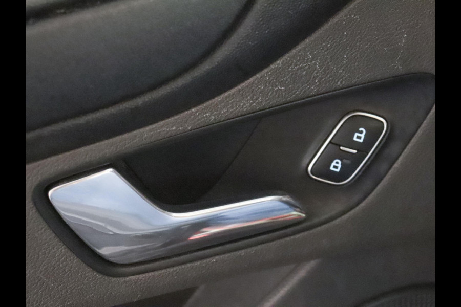 Ford Transit Custom L2H1 Trend Airco Cruise Control Bluetooth LED Parkeer sensoren Betimmering