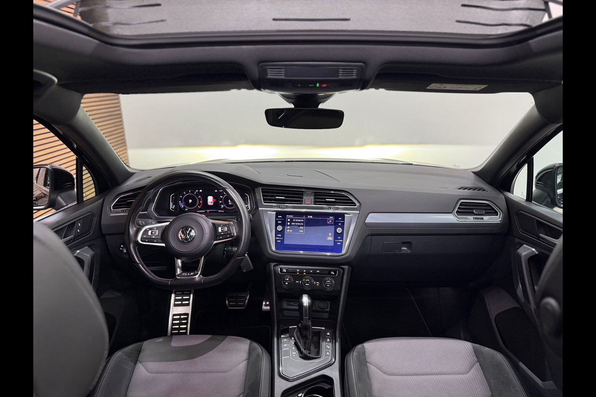 Volkswagen Tiguan 1.5 TSI ACT Business R | 2x R-Line | Pano | Virtual Cockpit | LED | Navi Volkswagen Tiguan 1.5 TSI ACT Business R | 2x R-Line | Pano | Virtual Cockpit | LED | Navi