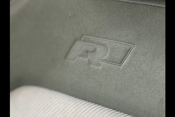 Volkswagen Tiguan 1.5 TSI ACT Business R | 2x R-Line | Pano | Virtual Cockpit | LED | Navi